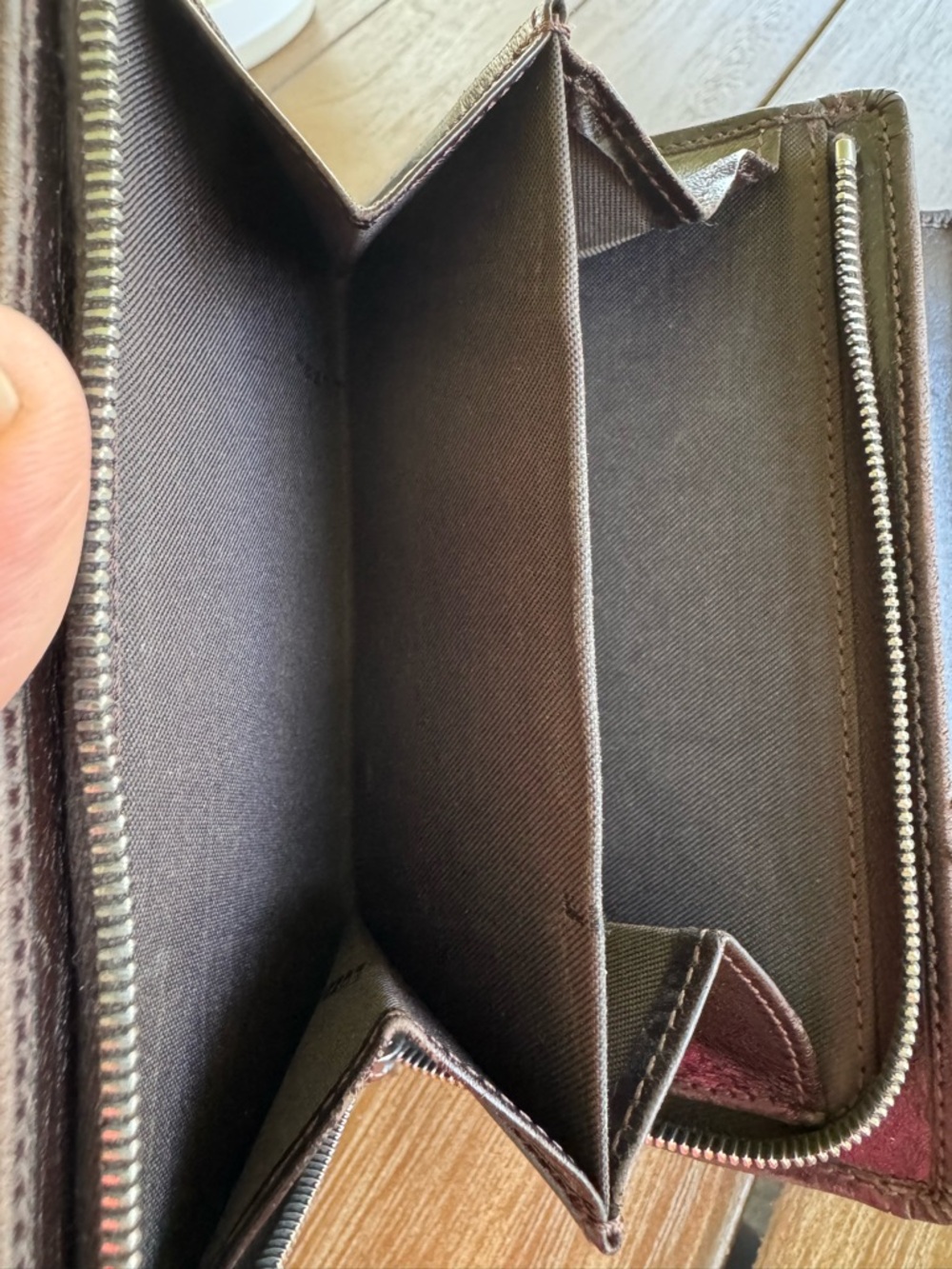 Fendi Vintage Zucca Wallet - Picture 14 of 17